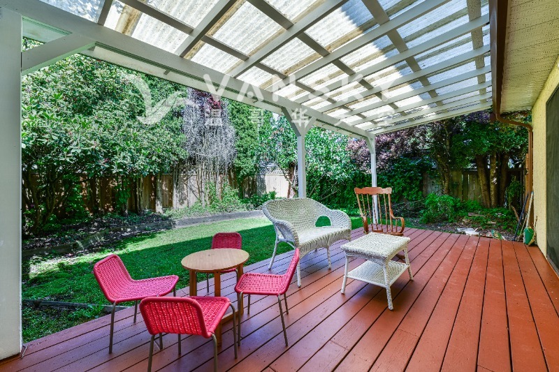 230110172313_Deck area 1.jpg